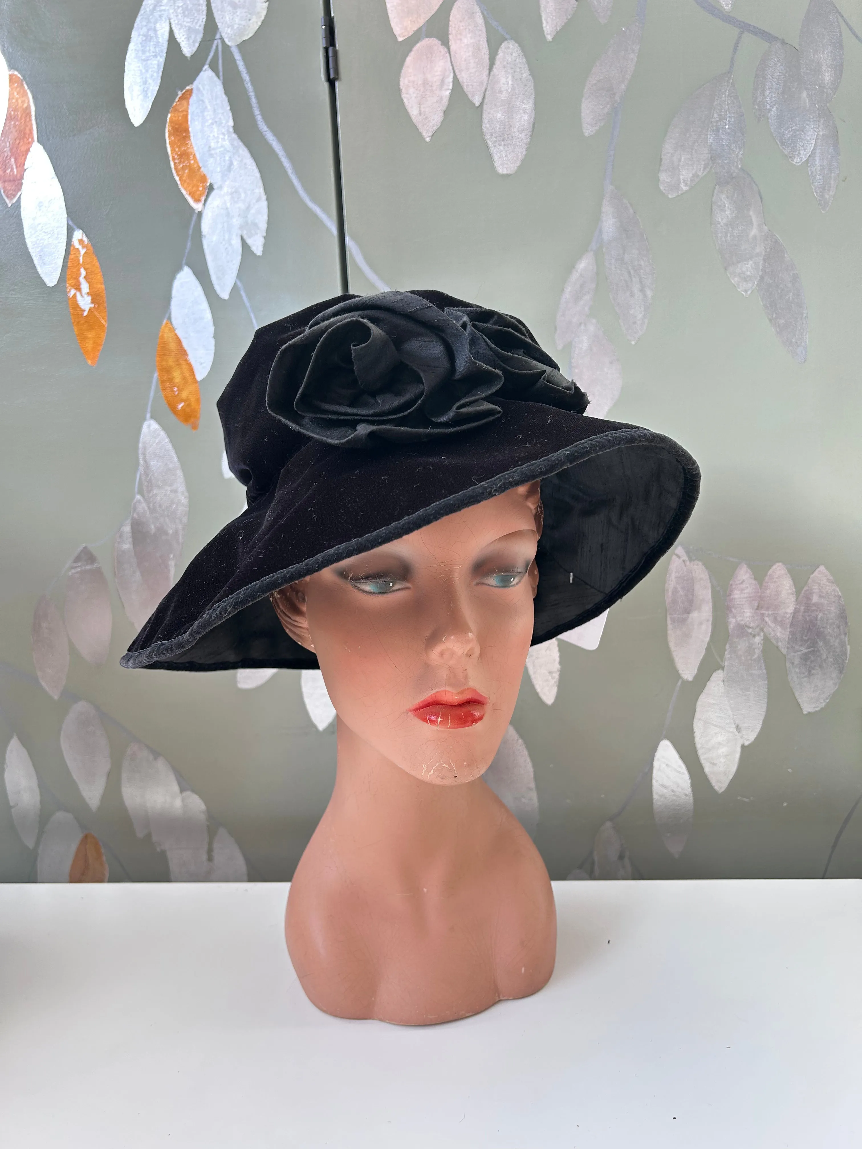 1920s Style Black Velvet Hat with Roses by Whitall & Shon