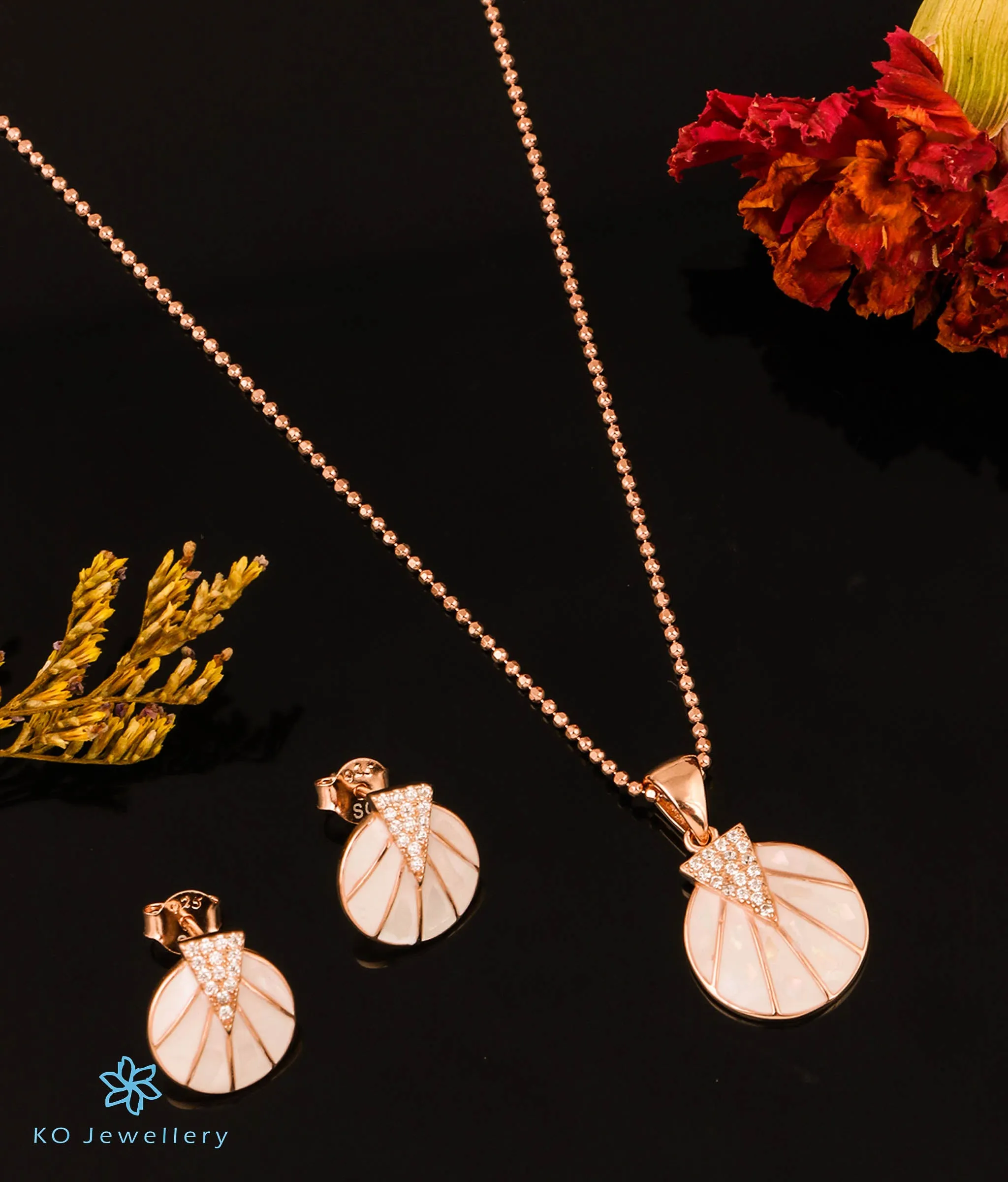 The Seashell Silver Rosegold Pendant Set